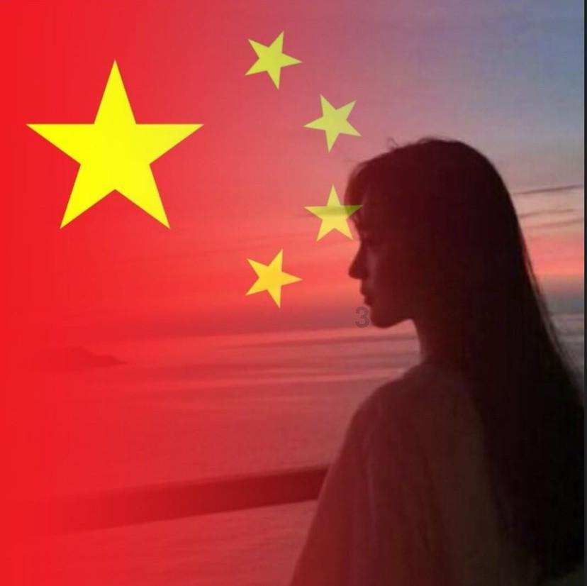 第一批小米汽车SU7已经上牌 网友:难得有车上绿牌还好看的